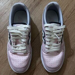 New Balance Women's Light Pink Sneakers